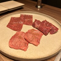 焼肉うしごろ 新宿三丁目店 - 