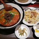 Senkou Chuubou - ハーフ坦々麺＋炒飯セット♪