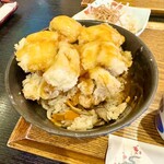 手打そば 一の梅 - 穴子天丼は穴子とシメジと三葉のかき揚げです
