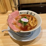 鶏そば 唆る - 鶏中華そば　880円
