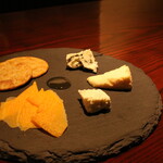 Pasta&Wine 1803 - チーズの盛り合わせ