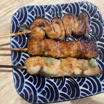 Idumo - 鰻の串焼き 初級3種 1,221円