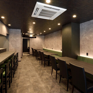 居心地の良いモダン空間は、おひとり様・少人数の利用も大歓迎