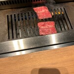 すすきの焼肉きらく - 特選和牛タレと塩