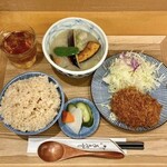 とん汁と玄米の店 檍食堂 - 