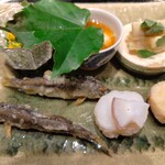 坂ノ下　田茂戸 - 前菜　稚鮎の山椒塩　たこすし　ほか