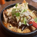 スパイス&ラーメン橙 - スパイス豚骨醤油②