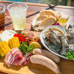 ウッドデザインパーク - ランチ・シーフードBBQ
