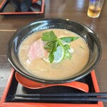 豚白湯創作麺処 友池 - 