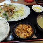 麺飯菜館 じょうじょう - 生姜焼き定食780円