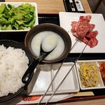 Yakiniku Hompo Pyua - 