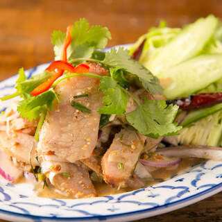 タイ・イサーン料理ヤムヤム_1