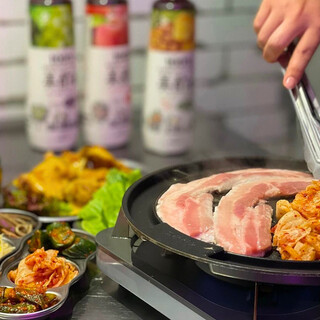 韓国食堂 サムギョプサル×食べ放題 キミニスパイス 別誂エ_0