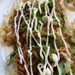 Okonomiyaki Micchan Souhonten - 半分はマヨ掛けして