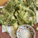 満留井 - 山菜の天ぷら