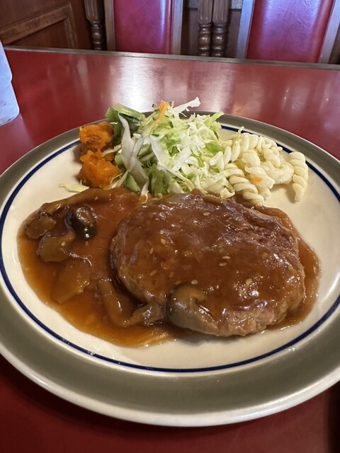 Kissa Sakura photo 2