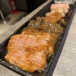 焼肉 AJITO 総本店 - 