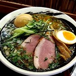 俺の中華たなか家 - 昼営業最後の一杯✨「俺の冷しラーメン」着丼＼(^o^)／　「Bonus味玉」もトッピング⤴️され超豪華♥