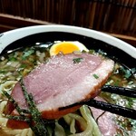 俺の中華たなか家 - 「鴨チャーシュー」リフト⤴️旨味と食べ応えある一枚❗アルコールのおつまみ✨にもピッタリ♦