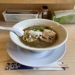 めんや 安寿 - 煮干しそばの細麺