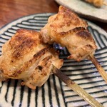 炭火焼鳥 大笑 - 手羽先