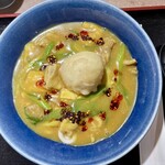 絵空事 - 食べるラー油のようなものが食欲をそそるビジュアルに。