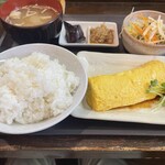 おの亭 - 京風出し巻き定食880円