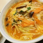 ぎょうざの満洲 朝霞台南口店 - 旨辛菜麺1.5玉と焼餃子