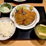 つのはず食堂 - アジフライ定食