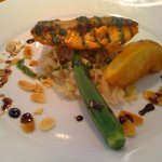 Bistoro Bonheur - ランチ サーモンのポワレ