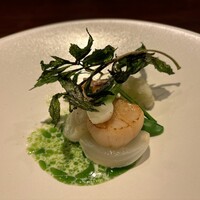 le・sud - 前菜：帆立貝柱ソテー新玉葱バジルソース