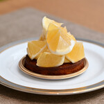 アヴランシュ・ゲネー - タルト コナツ@税込850円│平日12:49頃訪問