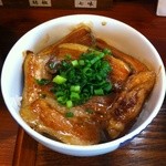 麺屋 猪一 - チャーシュー丼