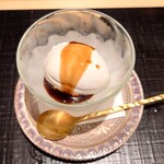 日本料理 柳燕 - 青森のカシスミルクアイス