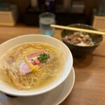 鯛塩そば 灯花 - 