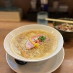 鯛塩そば 灯花 - 