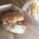 HYOE'S BURGERS + FRIES - 