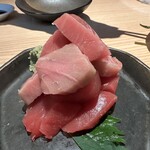 二◯加屋長介 - 