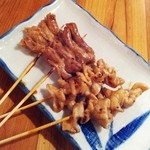 焼きとんサカマル酒房 - しろ・てっぽう