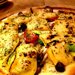 パプリカ食堂 Vegan - いろいろ野菜のベジアンチョビソースのピッツア