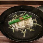 辻布紗 - 椀物　鱚とじゅんさい