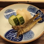 辻布紗 - ご飯のお供　漬物と海の稚鮎　山椒が苦手な我が家に配慮してナシで炊いて下さいました＾＾