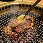 中目黒焼肉 登牛門 - ・黒毛和牛ヒレステーキ