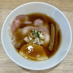 麺屋 伊藤 - 中華そば醤油(麺少なめ)