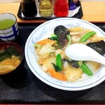 中村ラーメン - 中華丼　￥760