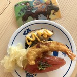 Kura zushi - コラボシートが以前から改良されて厚手の素材になっていた。
                        大根ガリがうますぎる。。。