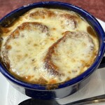 UNO Pizzeria & Grill - 