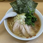 横浜ラーメン 町田家 - 