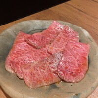 和牛とタン 焼肉 とみ 新橋本店 - 