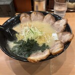 らーめんてつや - 料理写真: